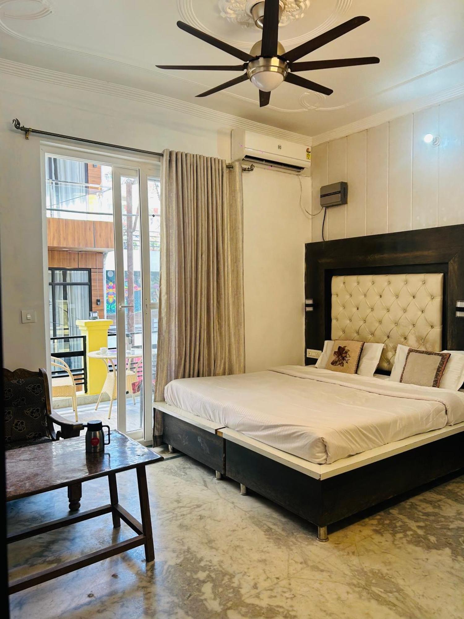 Maa Vaibhav Laxmi Guest House Rishīkesh Exteriör bild